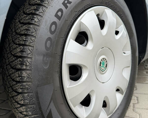 Серый Шкода Октавия, объемом двигателя 1.6 л и пробегом 220 тыс. км за 6350 $, фото 18 на Automoto.ua