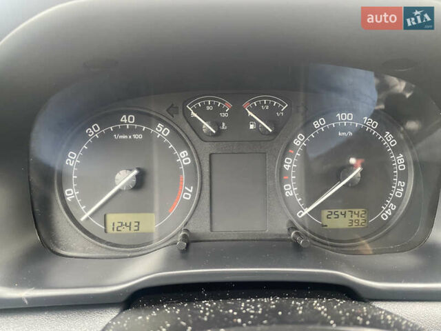 Серый Шкода Октавия, объемом двигателя 1.6 л и пробегом 254 тыс. км за 5200 $, фото 10 на Automoto.ua