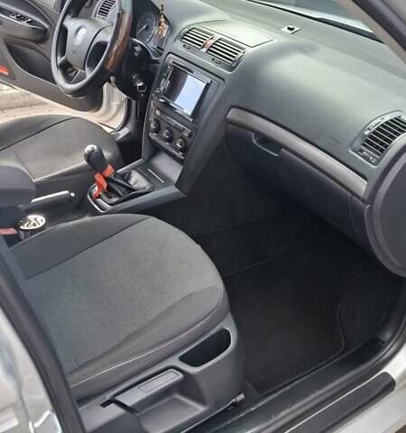 Серый Шкода Октавия, объемом двигателя 1.6 л и пробегом 192 тыс. км за 6150 $, фото 17 на Automoto.ua