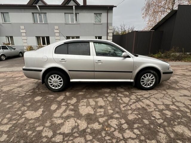 Серый Шкода Октавия, объемом двигателя 1.8 л и пробегом 270 тыс. км за 4300 $, фото 4 на Automoto.ua