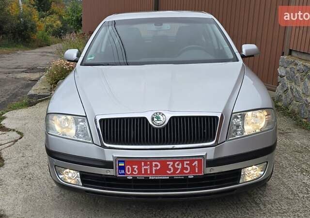 Шкода Октавия 2005 в Полтаве на Automoto.ua Серый Шкода Октавия, объемом двигателя 1.6 л и пробегом 122 тыс. км за 7999 $, фото 5 на Automoto.ua