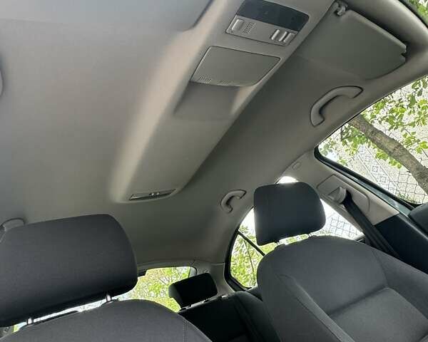 Серый Шкода Октавия, объемом двигателя 1.6 л и пробегом 289 тыс. км за 5750 $, фото 8 на Automoto.ua