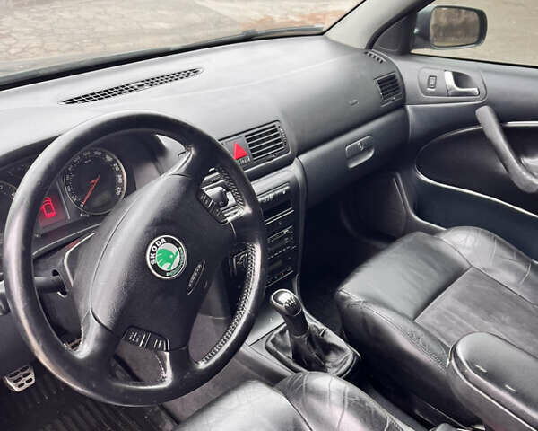 Серый Шкода Октавия, объемом двигателя 1.8 л и пробегом 260 тыс. км за 4300 $, фото 10 на Automoto.ua