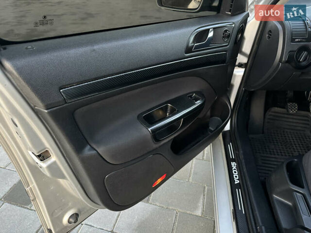 Сірий Шкода Октавія, об'ємом двигуна 1.6 л та пробігом 281 тис. км за 5500 $, фото 5 на Automoto.ua