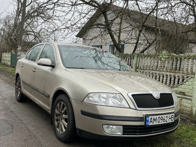 Сірий Шкода Октавія, об'ємом двигуна 1.6 л та пробігом 260 тис. км за 3999 $, фото 1 на Automoto.ua