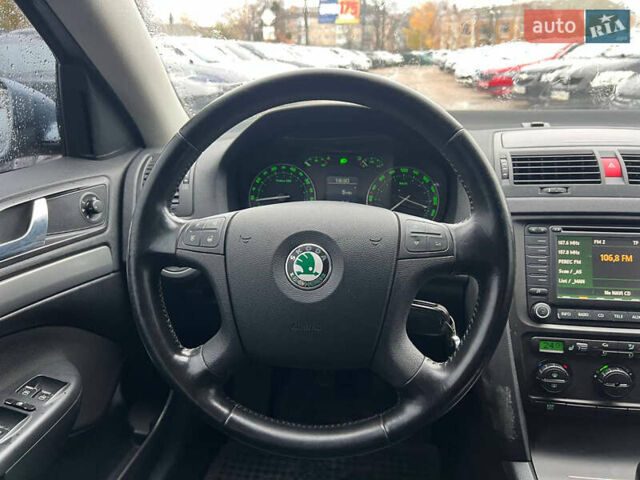 Серый Шкода Октавия, объемом двигателя 1.6 л и пробегом 220 тыс. км за 5950 $, фото 14 на Automoto.ua