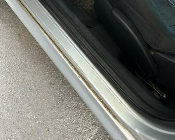 Сірий Шкода Октавія, об'ємом двигуна 2 л та пробігом 240 тис. км за 6000 $, фото 12 на Automoto.ua