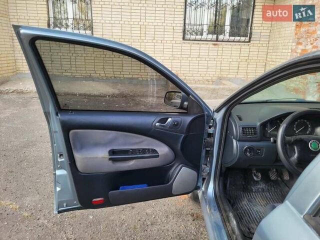 Сірий Шкода Октавія, об'ємом двигуна 1.6 л та пробігом 293 тис. км за 5000 $, фото 11 на Automoto.ua