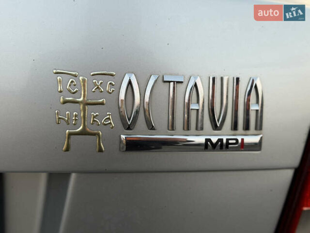 Серый Шкода Октавия, объемом двигателя 1.6 л и пробегом 250 тыс. км за 4300 $, фото 36 на Automoto.ua