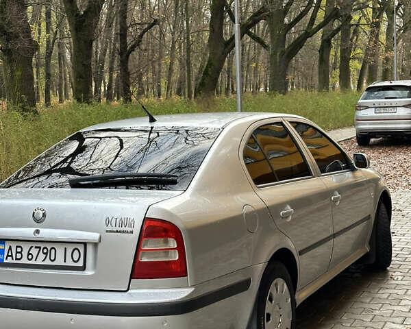 Серый Шкода Октавия, объемом двигателя 1.6 л и пробегом 215 тыс. км за 4550 $, фото 20 на Automoto.ua