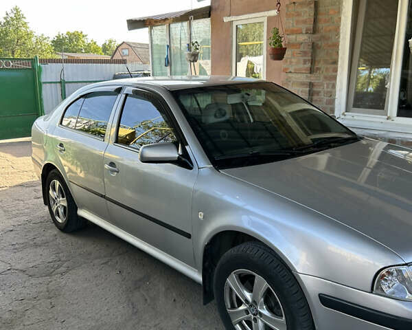Сірий Шкода Октавія, об'ємом двигуна 2 л та пробігом 240 тис. км за 6000 $, фото 2 на Automoto.ua