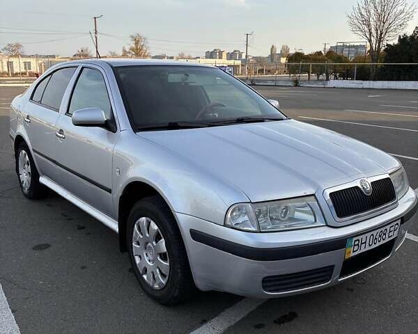 Серый Шкода Октавия, объемом двигателя 1.6 л и пробегом 322 тыс. км за 4500 $, фото 8 на Automoto.ua