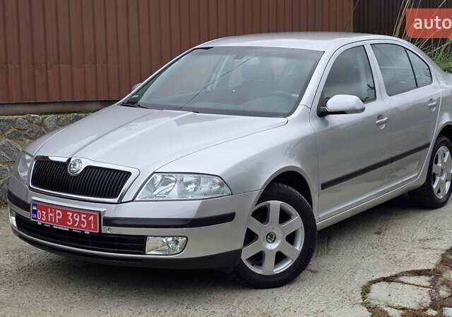 Шкода Октавия 2005 в Полтаве на Automoto.ua Серый Шкода Октавия, объемом двигателя 1.6 л и пробегом 122 тыс. км за 7999 $, фото 3 на Automoto.ua
