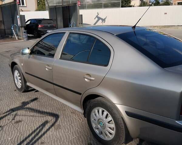 Сірий Шкода Октавія, об'ємом двигуна 1.6 л та пробігом 276 тис. км за 5100 $, фото 5 на Automoto.ua