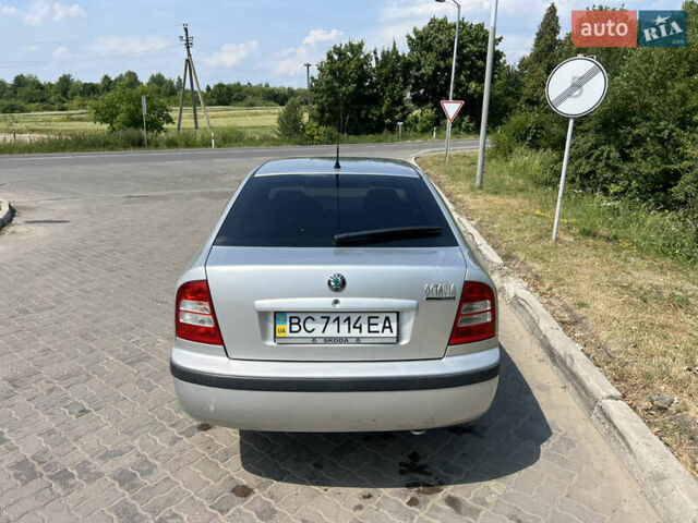 Серый Шкода Октавия, объемом двигателя 1.6 л и пробегом 275 тыс. км за 3600 $, фото 7 на Automoto.ua