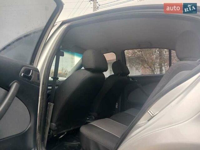 Серый Шкода Октавия, объемом двигателя 1.6 л и пробегом 365 тыс. км за 3300 $, фото 5 на Automoto.ua