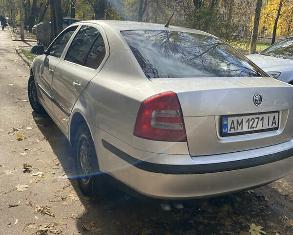 Серый Шкода Октавия, объемом двигателя 2 л и пробегом 220 тыс. км за 6200 $, фото 7 на Automoto.ua
