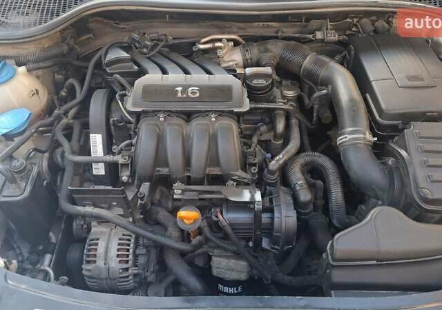 Серый Шкода Октавия, объемом двигателя 1.6 л и пробегом 192 тыс. км за 6150 $, фото 22 на Automoto.ua