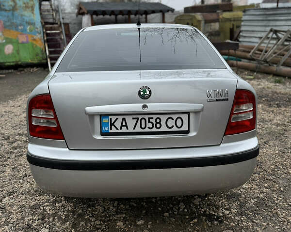 Серый Шкода Октавия, объемом двигателя 1.78 л и пробегом 242 тыс. км за 4300 $, фото 5 на Automoto.ua