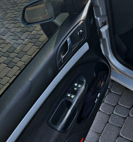 Сірий Шкода Октавія, об'ємом двигуна 2 л та пробігом 360 тис. км за 5000 $, фото 5 на Automoto.ua