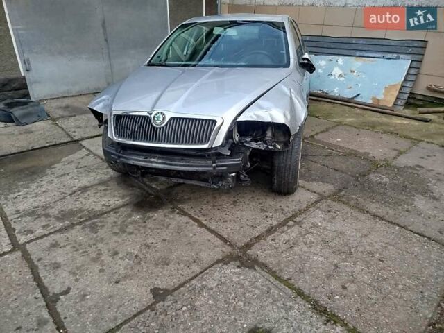 Сірий Шкода Октавія, об'ємом двигуна 1.6 л та пробігом 250 тис. км за 1800 $, фото 4 на Automoto.ua