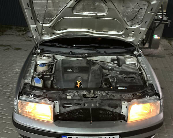 Сірий Шкода Октавія, об'ємом двигуна 1.6 л та пробігом 310 тис. км за 3500 $, фото 10 на Automoto.ua