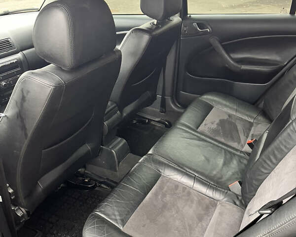 Серый Шкода Октавия, объемом двигателя 1.8 л и пробегом 260 тыс. км за 4300 $, фото 11 на Automoto.ua