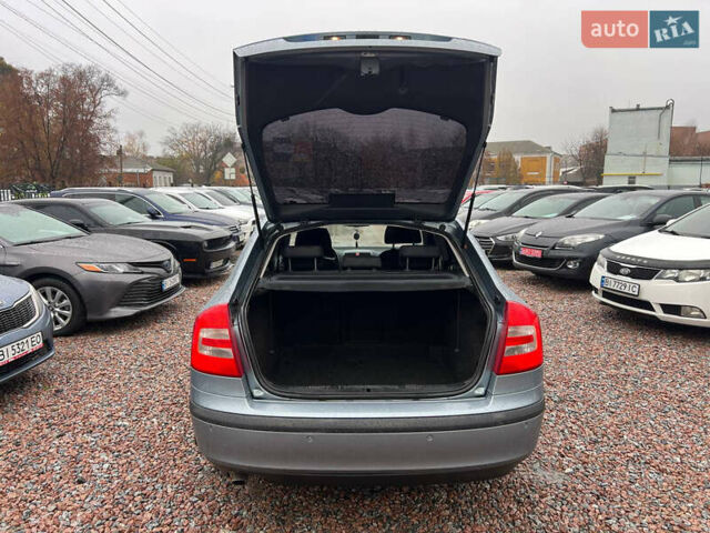 Серый Шкода Октавия, объемом двигателя 1.6 л и пробегом 220 тыс. км за 5950 $, фото 7 на Automoto.ua