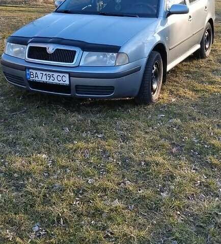 Серый Шкода Октавия, объемом двигателя 1.6 л и пробегом 313 тыс. км за 5500 $, фото 1 на Automoto.ua