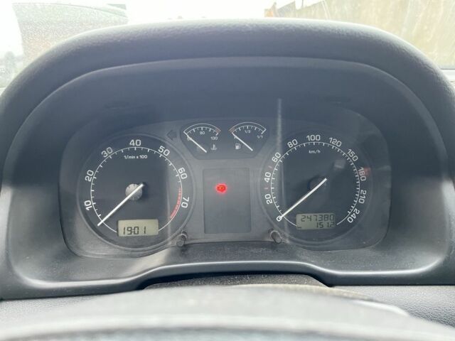 Серый Шкода Октавия, объемом двигателя 1.6 л и пробегом 247 тыс. км за 3400 $, фото 6 на Automoto.ua