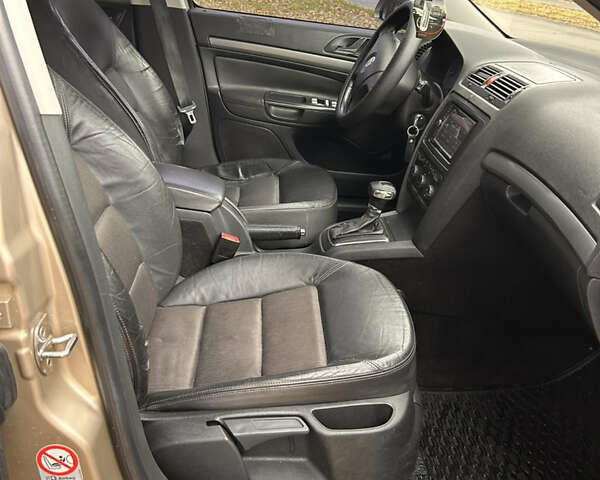 Серый Шкода Октавия, объемом двигателя 1.6 л и пробегом 283 тыс. км за 4700 $, фото 9 на Automoto.ua