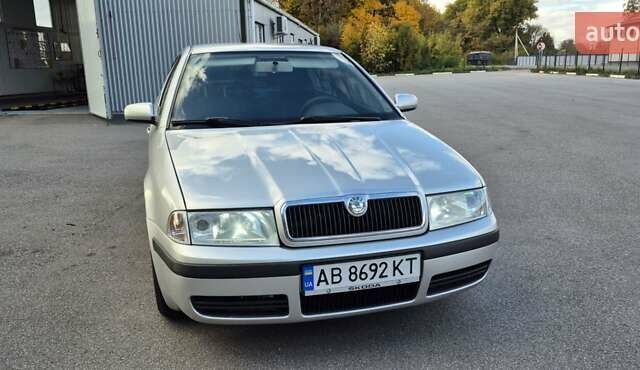 Сірий Шкода Октавія, об'ємом двигуна 1.6 л та пробігом 259 тис. км за 5500 $, фото 12 на Automoto.ua