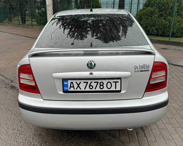 Сірий Шкода Октавія, об'ємом двигуна 1.6 л та пробігом 284 тис. км за 5000 $, фото 2 на Automoto.ua