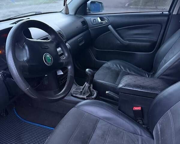 Серый Шкода Октавия, объемом двигателя 1.9 л и пробегом 322 тыс. км за 3000 $, фото 3 на Automoto.ua