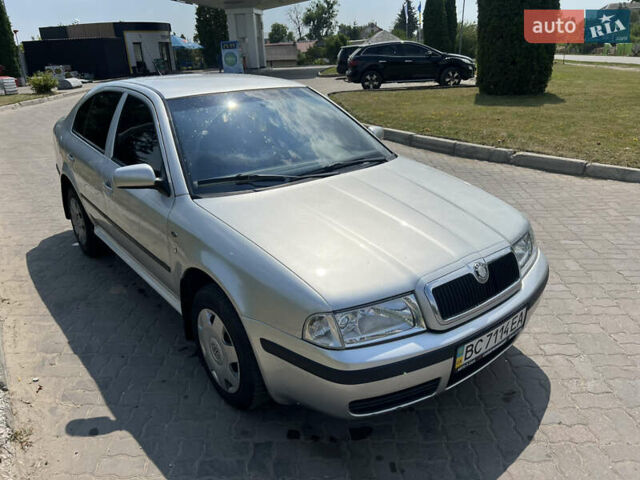 Серый Шкода Октавия, объемом двигателя 1.6 л и пробегом 275 тыс. км за 3600 $, фото 2 на Automoto.ua