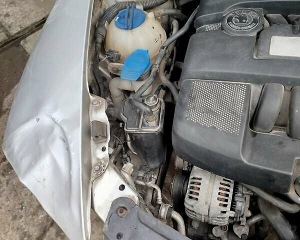 Сірий Шкода Октавія, об'ємом двигуна 1.6 л та пробігом 250 тис. км за 1800 $, фото 7 на Automoto.ua