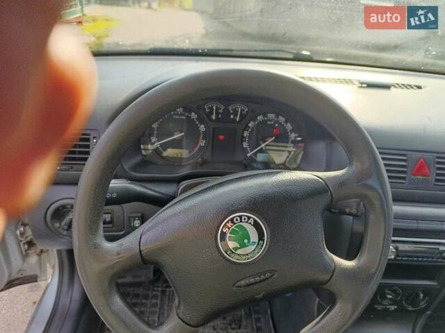 Сірий Шкода Октавія, об'ємом двигуна 1.6 л та пробігом 295 тис. км за 5300 $, фото 9 на Automoto.ua