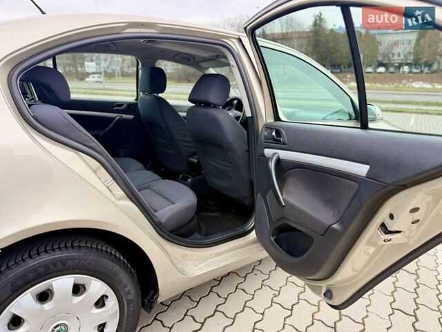 Сірий Шкода Октавія, об'ємом двигуна 1.9 л та пробігом 295 тис. км за 5700 $, фото 17 на Automoto.ua