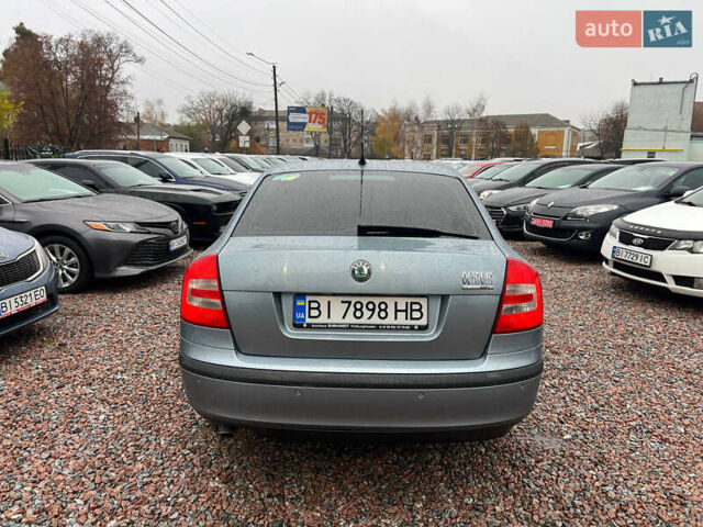 Серый Шкода Октавия, объемом двигателя 1.6 л и пробегом 220 тыс. км за 5950 $, фото 5 на Automoto.ua