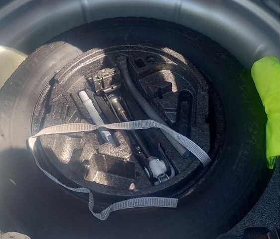 Сірий Шкода Октавія, об'ємом двигуна 1.6 л та пробігом 175 тис. км за 6200 $, фото 7 на Automoto.ua