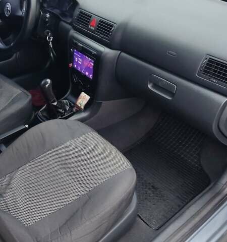 Сірий Шкода Октавія, об'ємом двигуна 1.6 л та пробігом 269 тис. км за 5200 $, фото 17 на Automoto.ua