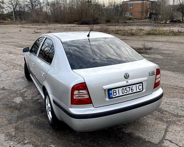 Серый Шкода Октавия, объемом двигателя 1.6 л и пробегом 304 тыс. км за 5000 $, фото 4 на Automoto.ua