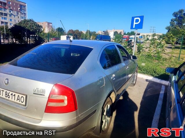 Серый Шкода Октавия, объемом двигателя 1.6 л и пробегом 230 тыс. км за 4200 $, фото 2 на Automoto.ua