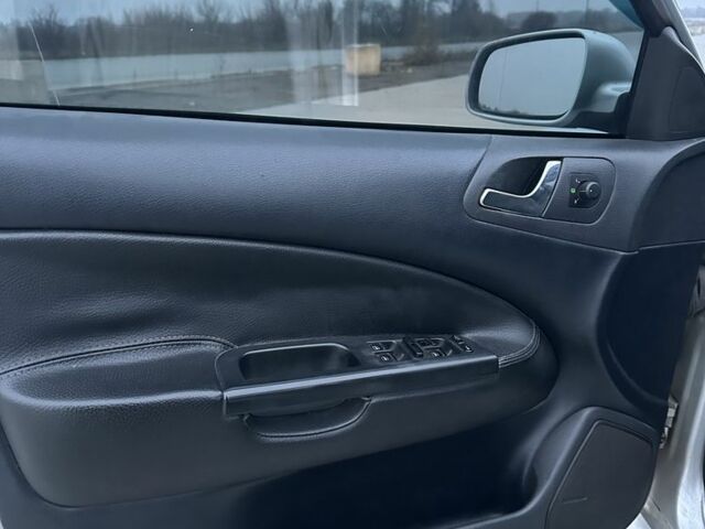 Сірий Шкода Октавія, об'ємом двигуна 1.9 л та пробігом 324 тис. км за 3600 $, фото 6 на Automoto.ua