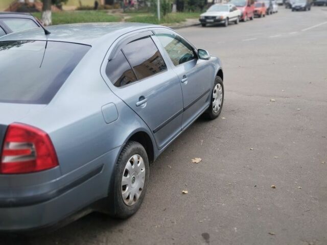 Шкода Октавия 2005 в Ровно на Automoto.ua Серый Шкода Октавия, объемом двигателя 1.6 л и пробегом 215 тыс. км за 2200 $, фото 1 на Automoto.ua