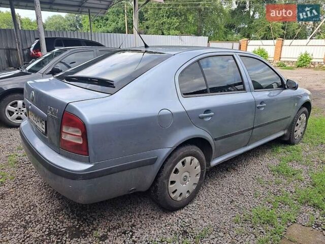 Серый Шкода Октавия, объемом двигателя 1.6 л и пробегом 303 тыс. км за 3950 $, фото 6 на Automoto.ua