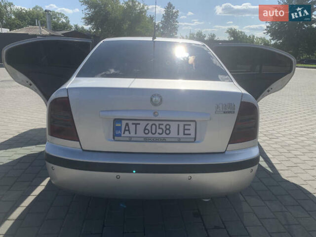 Сірий Шкода Октавія, об'ємом двигуна 1.6 л та пробігом 290 тис. км за 4200 $, фото 5 на Automoto.ua