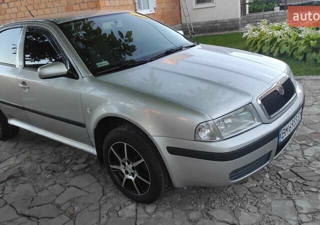 Серый Шкода Октавия, объемом двигателя 1.6 л и пробегом 226 тыс. км за 4700 $, фото 3 на Automoto.ua