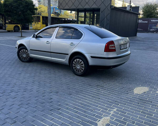 Серый Шкода Октавия, объемом двигателя 1.6 л и пробегом 200 тыс. км за 4650 $, фото 8 на Automoto.ua