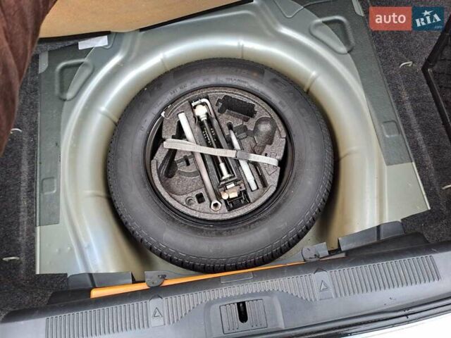 Сірий Шкода Октавія, об'ємом двигуна 1.6 л та пробігом 196 тис. км за 5800 $, фото 16 на Automoto.ua